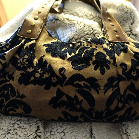 Barneys New York Handbags - Barney New York purse